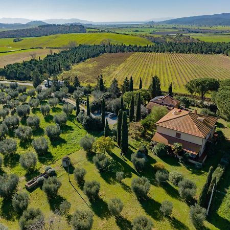 Nel verde a due passi dal mare Magliano in Toscana Esterno foto